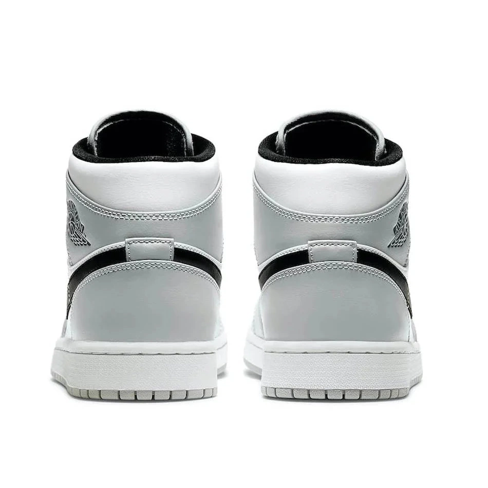 Jordan Smoke 1 Grey Mid Air 0627